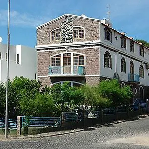 Residencial Maravilha Alojamento de Acomodação e Pequeno-almoço Mindelo